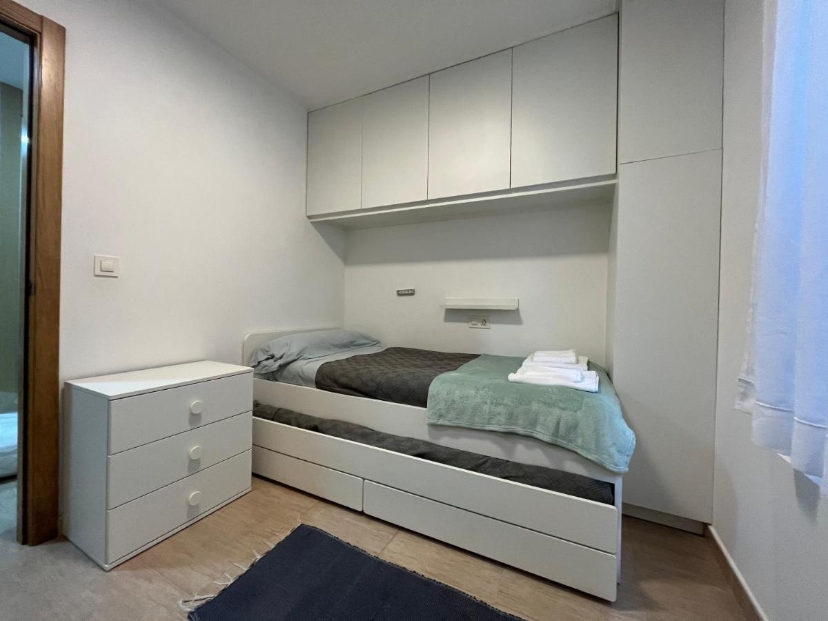 Apartamento Con Terraza,2 Min De La Playa, آريس المظهر الخارجي الصورة